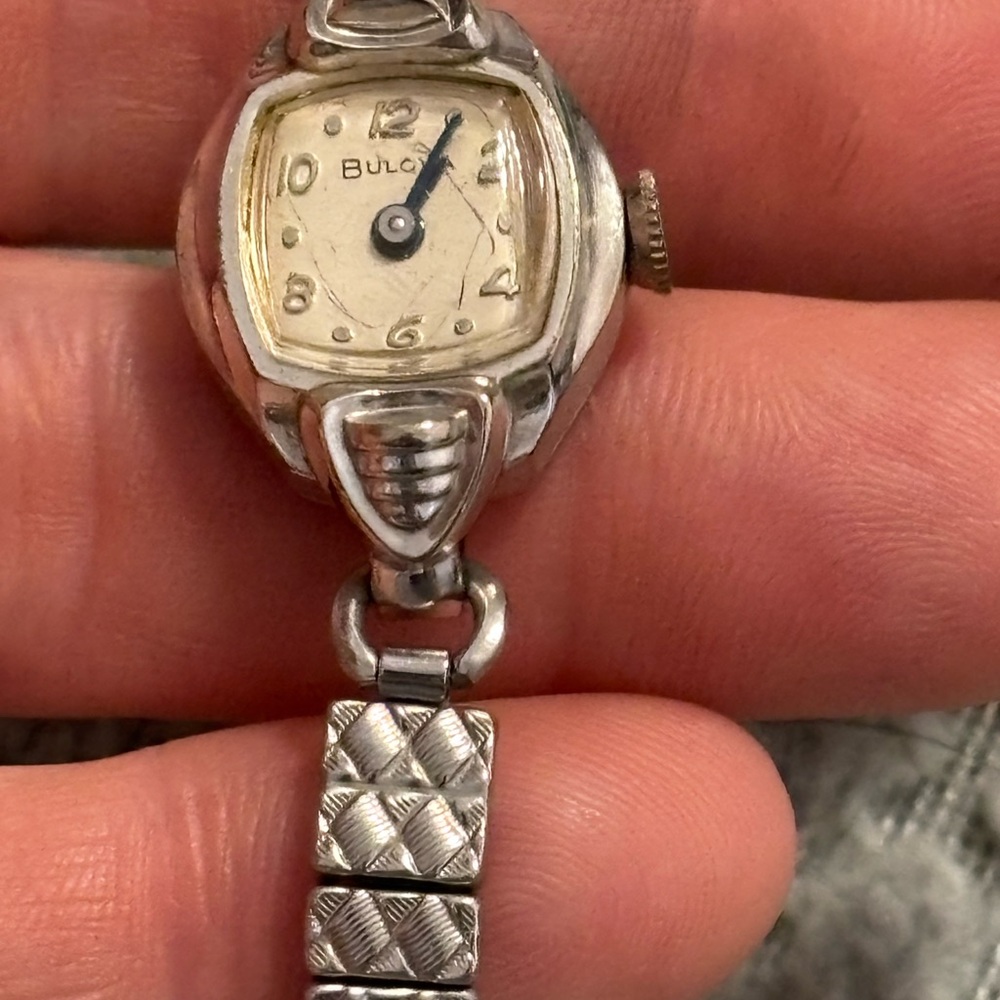 Bulova Vintage 10K R.G.P Silver Chain-Link Womens Watch. Stainless steel back.